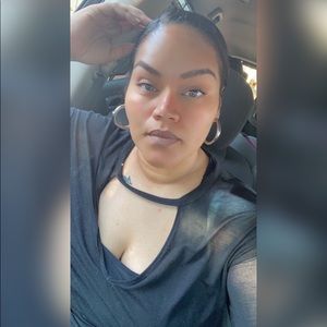 Meet your Posher, Helen